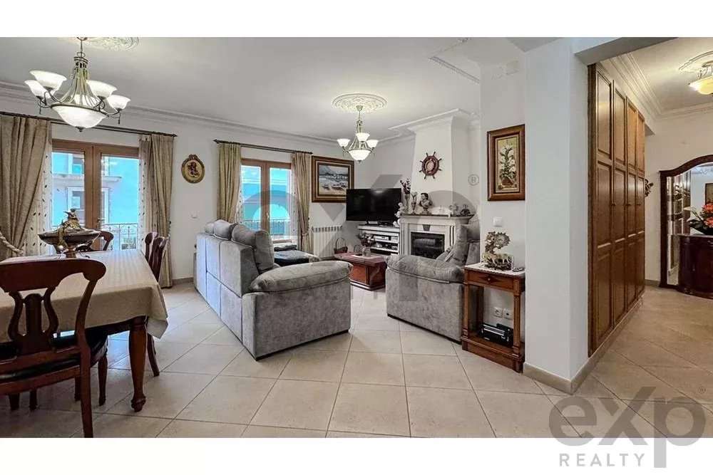 Apartamento T3 com terraço vista Castelo de Porto de Mós + garagem - Grande imagem: 5/45