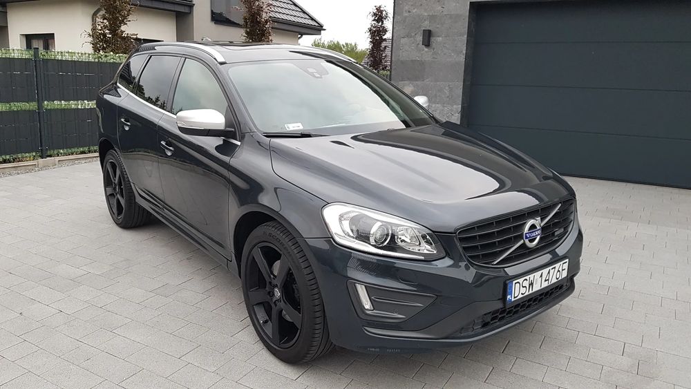 Volvo XC60 I D4 Drive-E R-Design Momentum 2015