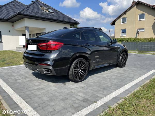 BMW X6 xDrive40d - 18