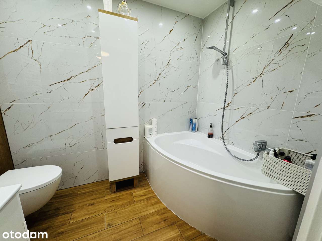 Dom z dużą liczbą pokoi – idealny dla rodziny lub pod inwestycję-6