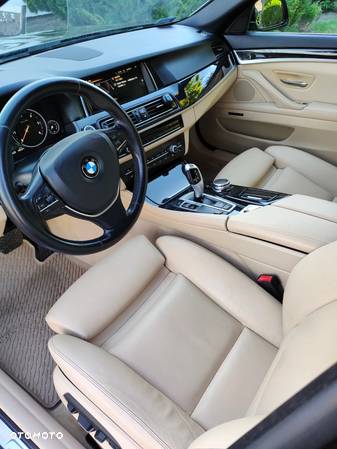 BMW Seria 5 520d Luxury Line sport - 9