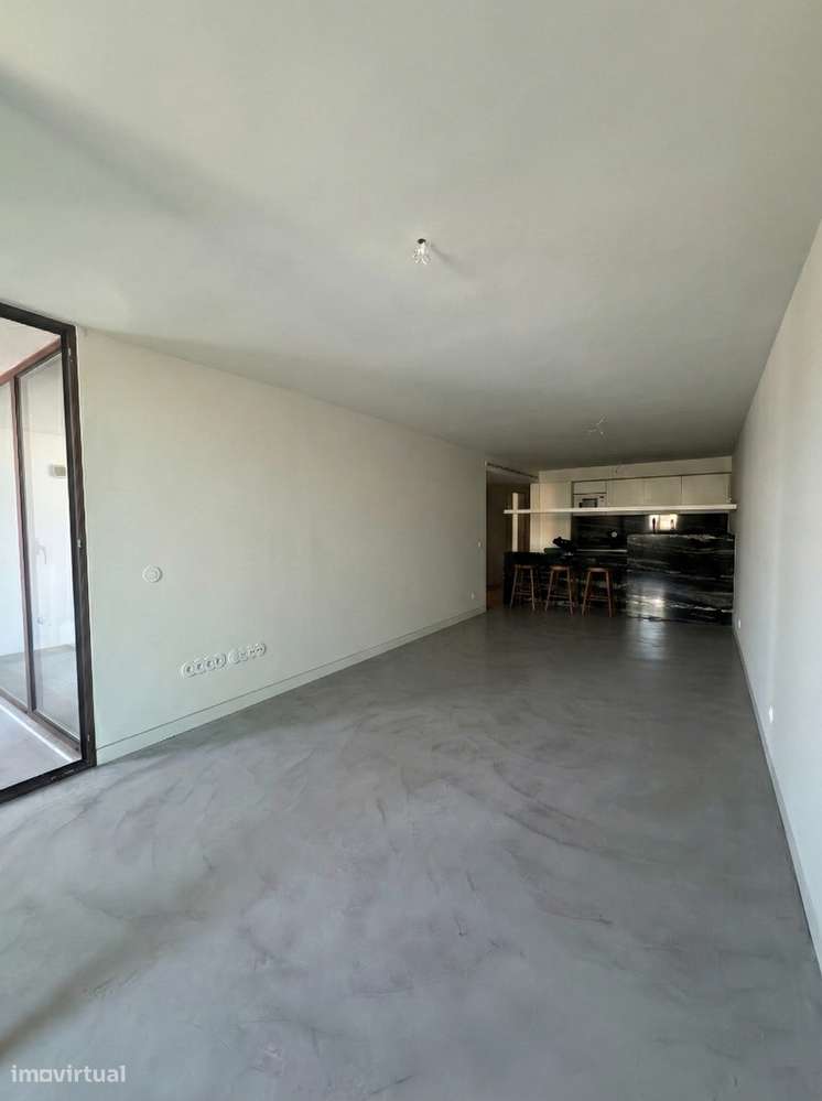 T2 no Condomínio Montisnávia - Grande imagem: 2/14