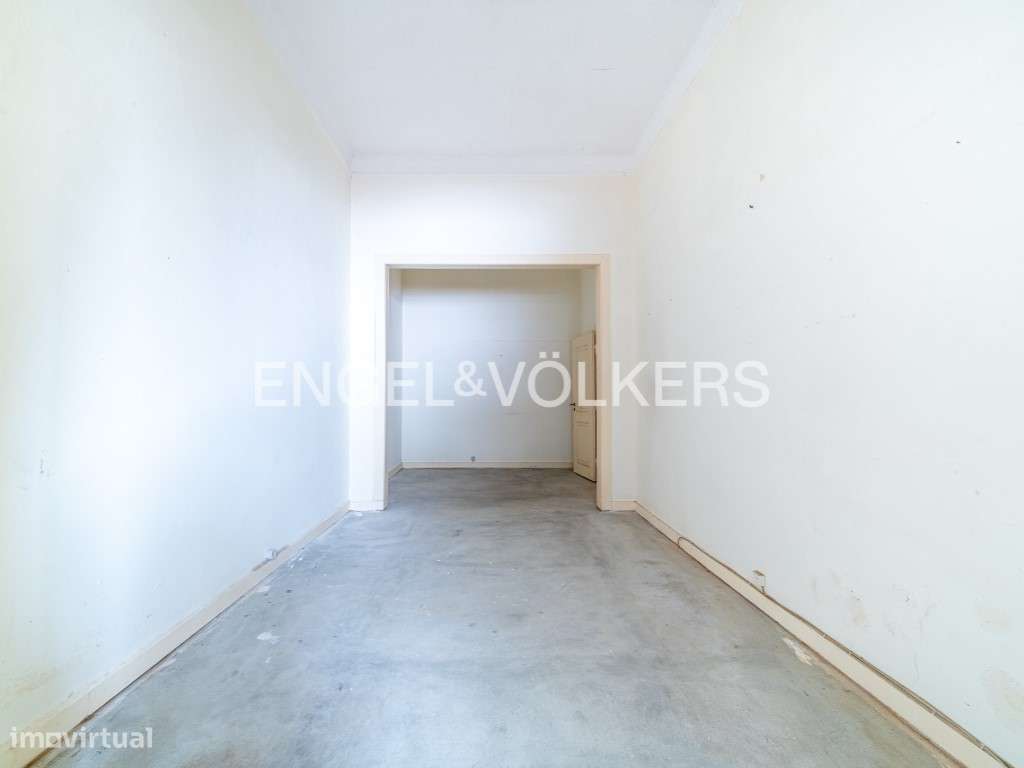Apartamento por Remodelar com jardim na Graça-9