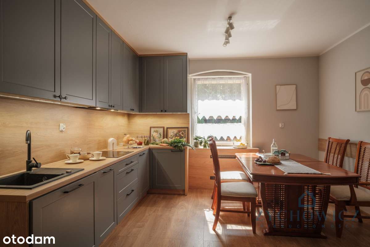 Dom w Wilkowie – przestrzeń, prywatność i natura-8