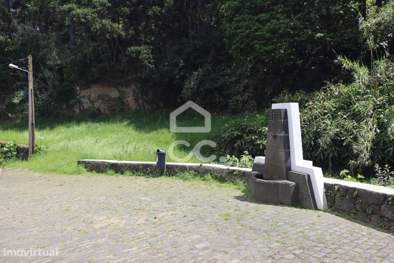 Terreno com 4.480,00 m2 - Porto Formoso - Ribeira Grande - Grande imagem: 2/11