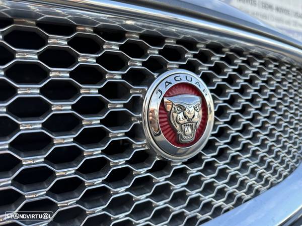 Jaguar XE 2.0 D R-Sport Aut. - 11