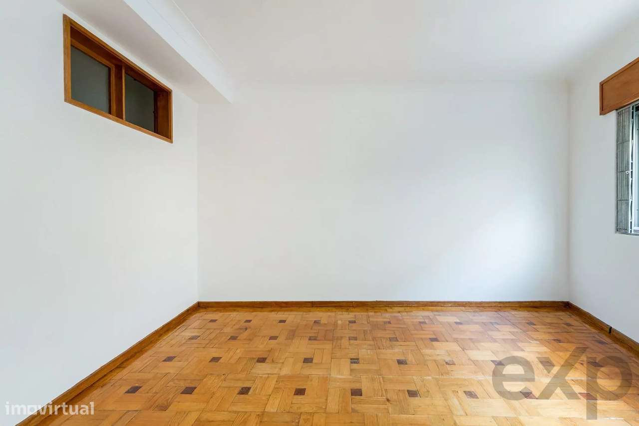 Apartamento T1 + 2 junto à Av. da República – Santa Marinha, Gaia - Grande imagem: 4/25