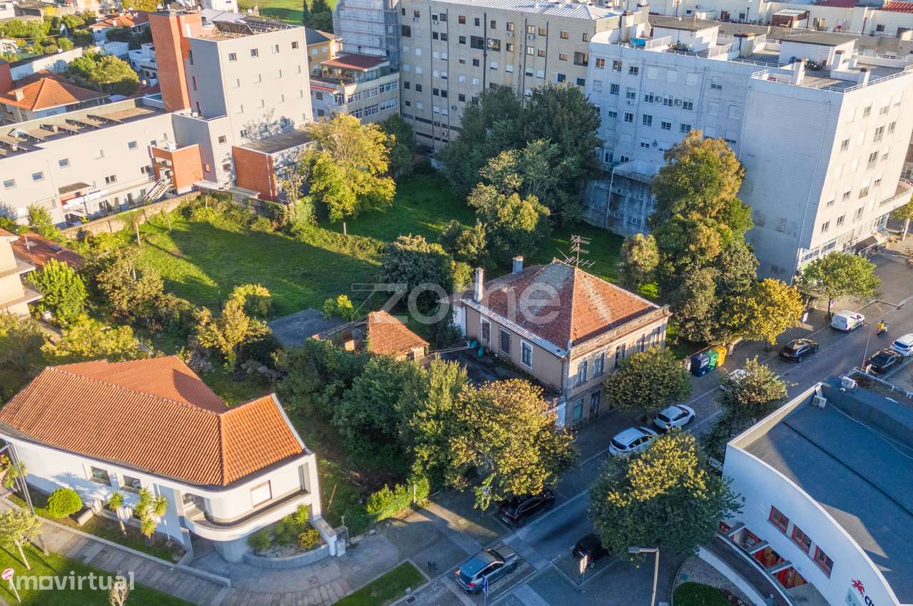 Moradia no coração de Paços de Ferreira-15
