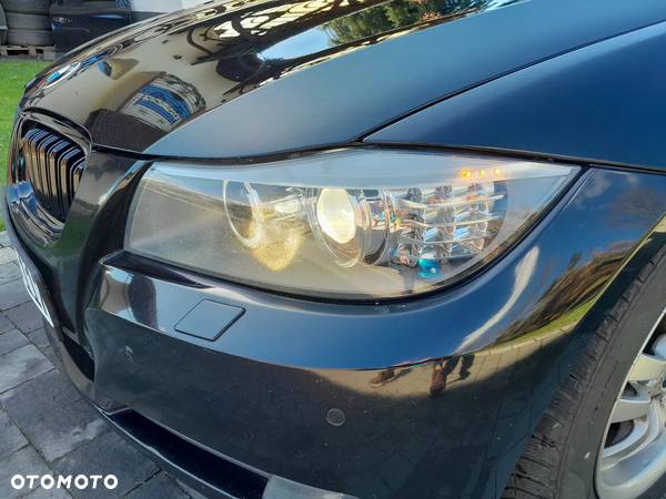 BMW Seria 3 318d DPF Touring Edition Sport - 21