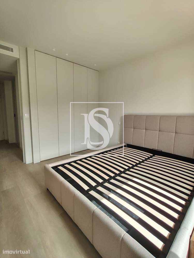 APARTAMENTO EM AZUREM PARA ARRENDAMENTO - Grande imagem: 4/9