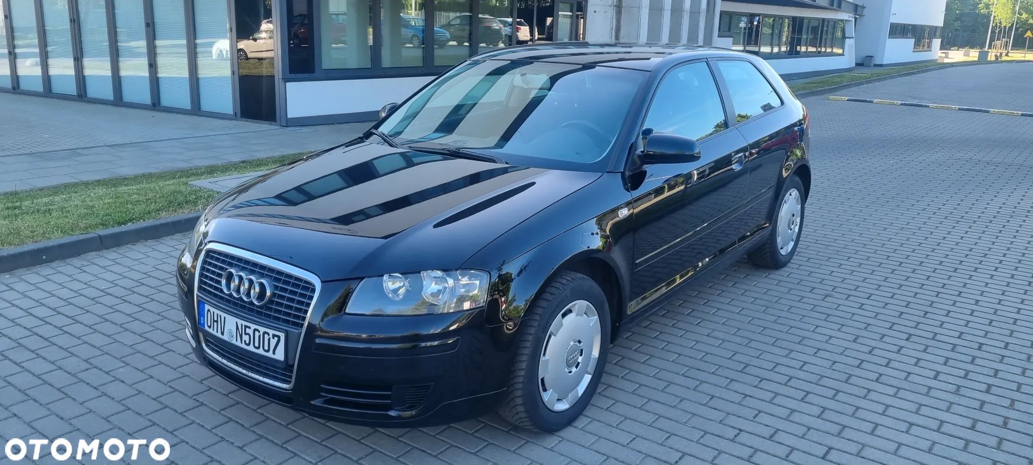 Audi A3 1.6 Attraction - 1