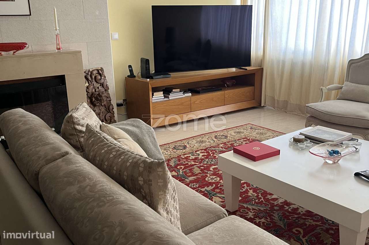 Apartamento T3 junto ao Casino do Estoril-4