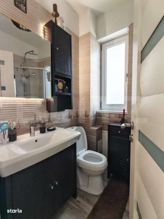 Casa cuplata in vila, de vanzare in Ghimbav, Brasov - Imagine principală: 3/16