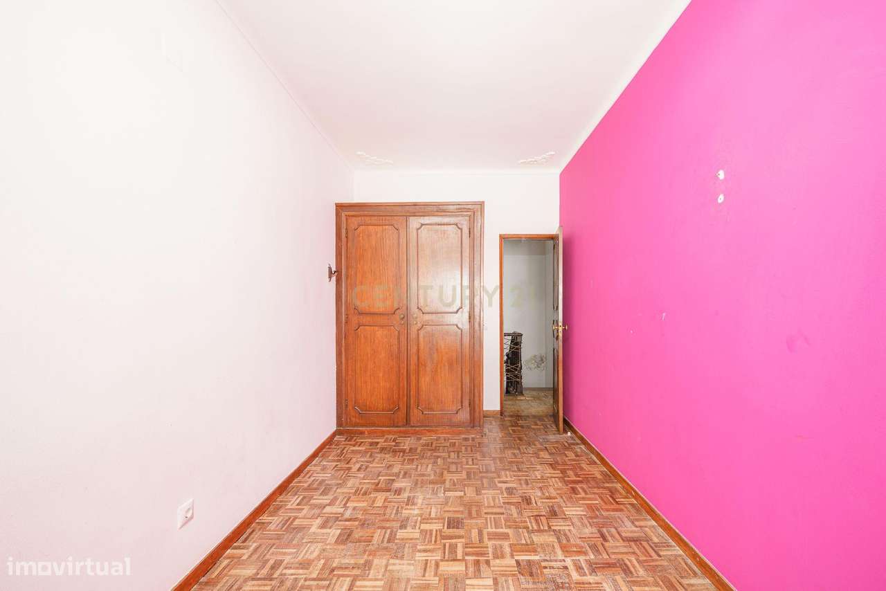 Oportunidade: Moradia com Potencial de Reabilitação em Zona Histórica-14