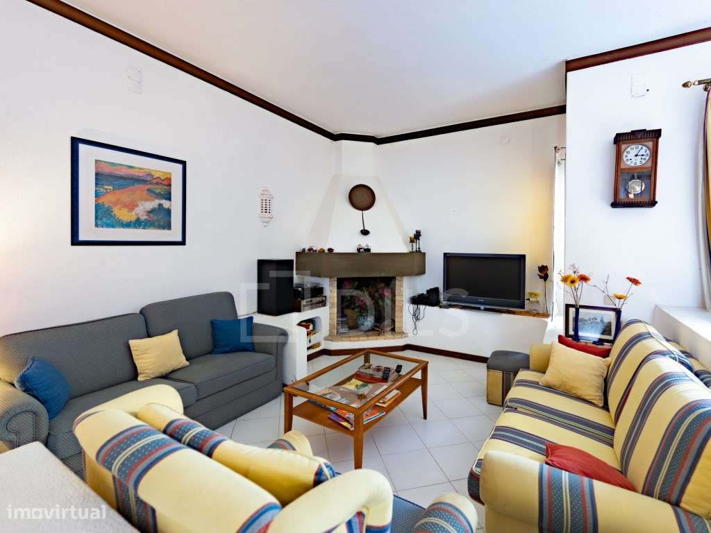 Moradia geminada T3+1 com piscina e jardim, em Albufeira, Algarve - Grande imagem: 3/20