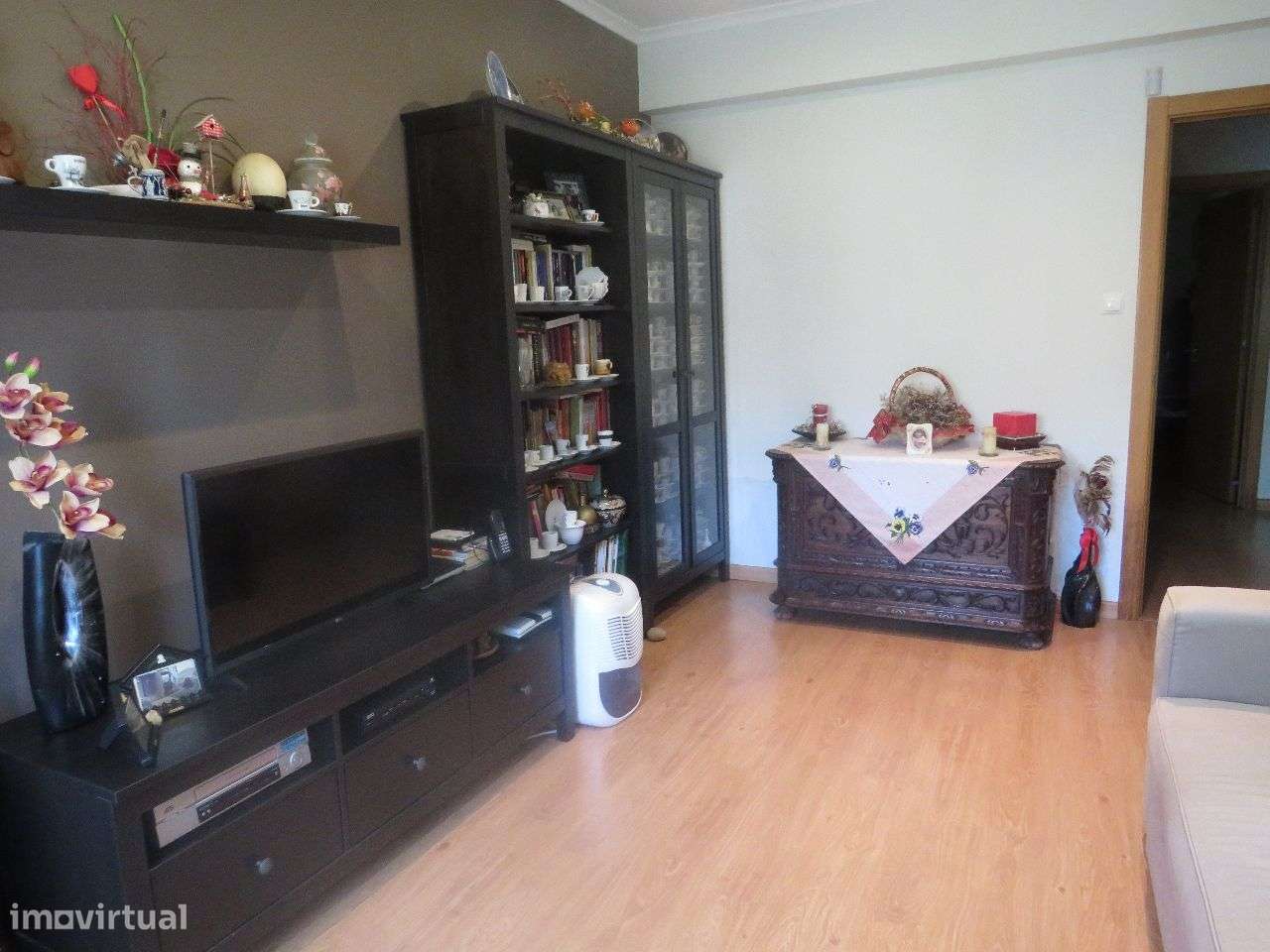 Arrenda-se T2 em Massamá - Grande imagem: 4/18