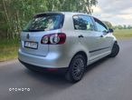 Volkswagen Golf - 6