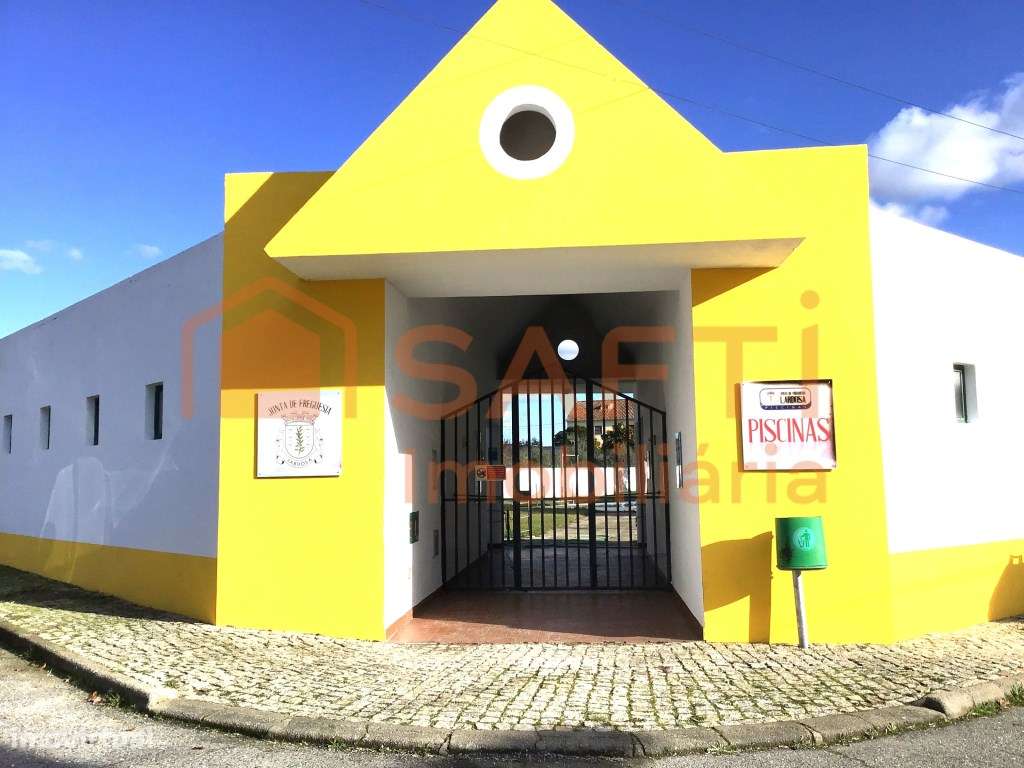 Moradia T4 - Grande imagem: 2/24