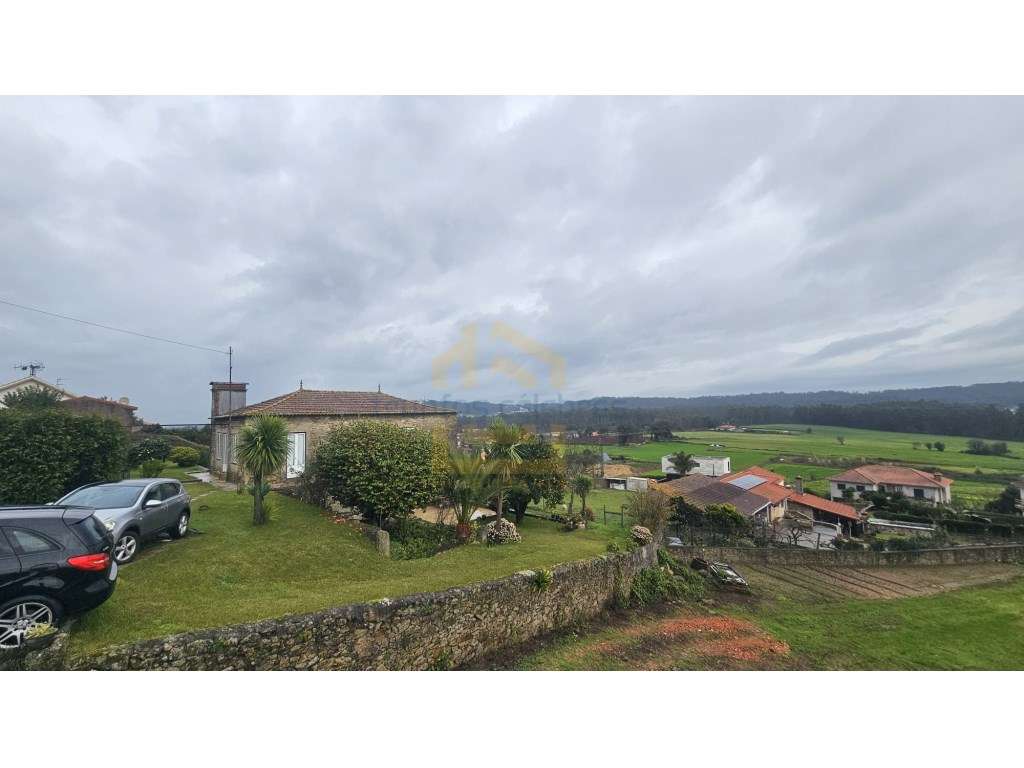 Moradia Rústica em Pedra T4 com Terreno - Póvoa de Varzim-49