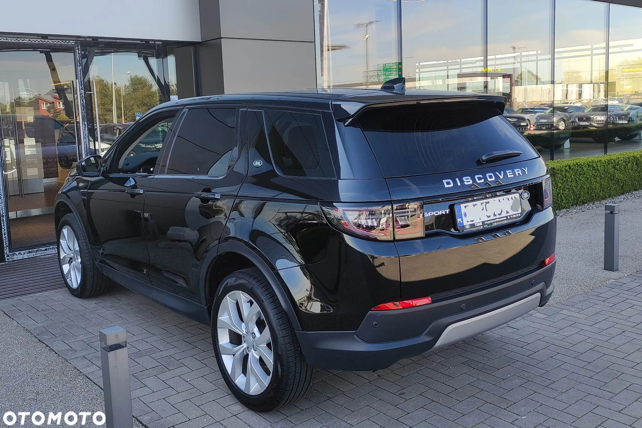 Land Rover Discovery Sport 2.0 D200 mHEV SE - 8