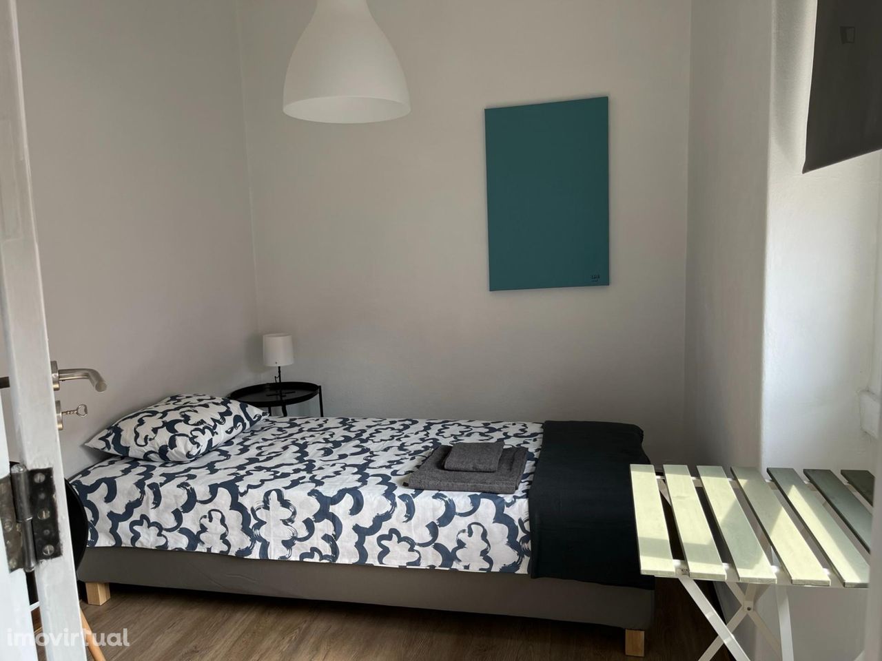 623137 - Quarto com cama de solteiro em apartamento com 3 quartos