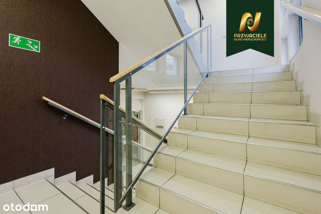 Pomieszczenia biurowe na całym I piętrze !-13