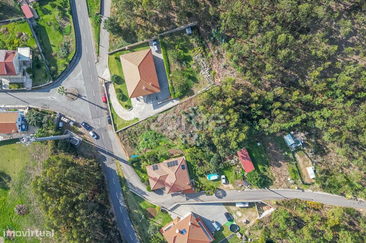 Terreno em Mujães - Grande imagem: 2/15