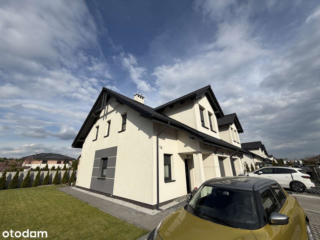 Nowoczesna połowa bliźniaka pod Poznaniem – 5 pokoi, garaż z ogrodem - Pełny obrazek: 5/20