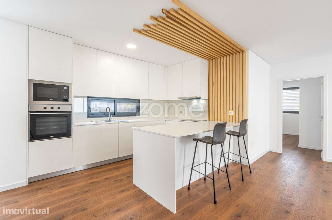 Apartamento T2 novo no centro do Caniço-29
