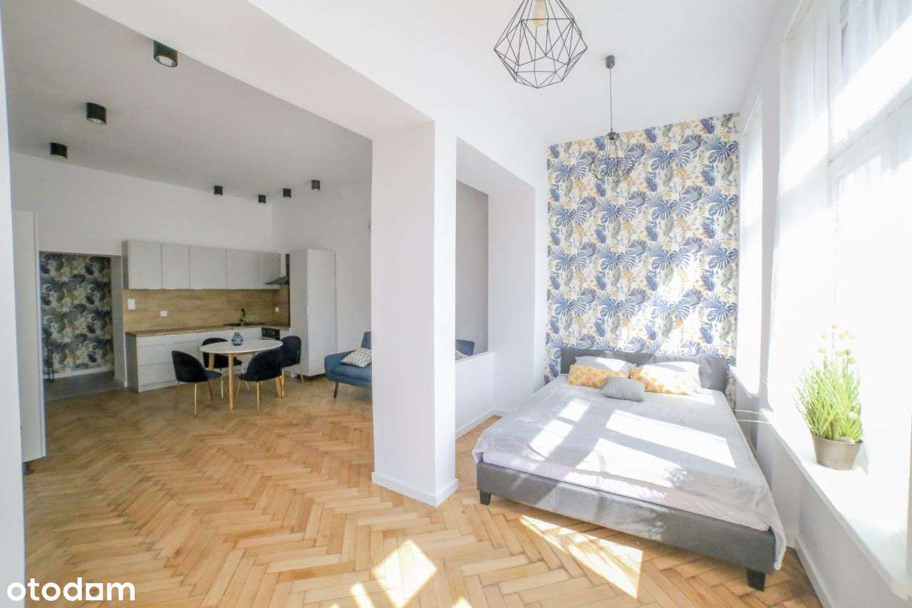 Przestronne mieszkanie z balkonem Centrum, od 17.12 - Pełny obrazek: 1/9