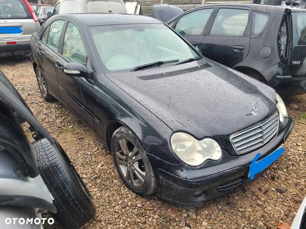 MERCEDES W203 SEDAN (ANGLIK) C197 maska pokrywa silnika klapa bagażnika zderzak lampa reflektor pas przedni stop - 2