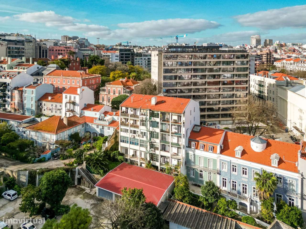 Apartamento T3 renovado junto à Avenida da Liberdade-29