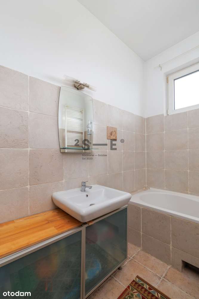 Wysokie na 3 metry 2 pokoje na ostatnim piętrze-10