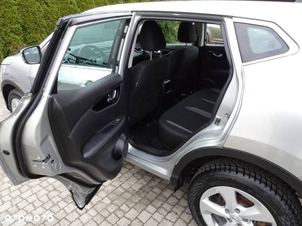 Nissan Qashqai 1.5 dCi Acenta - 16