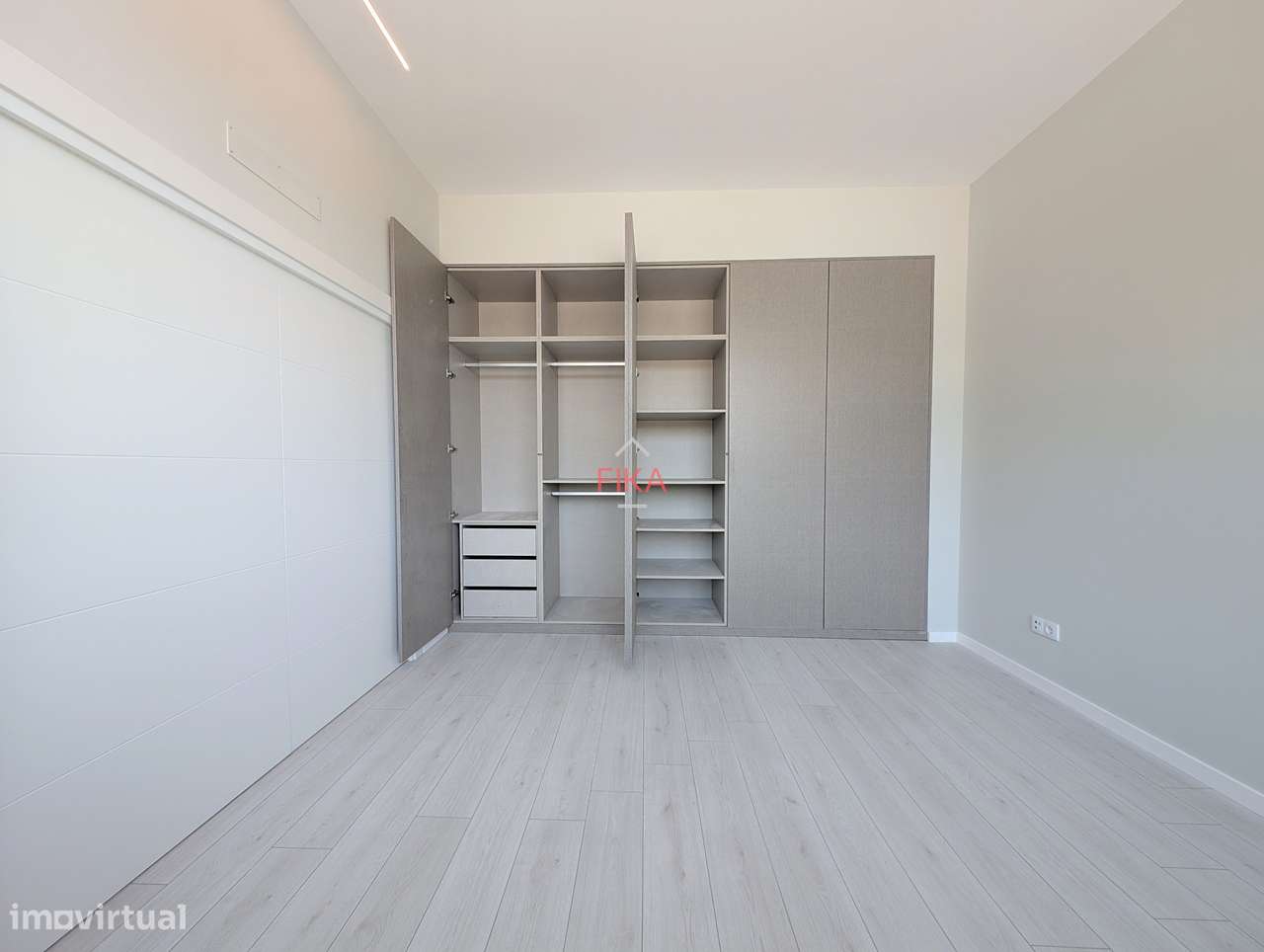 T3 com 4 Lugares de parqueamento-13