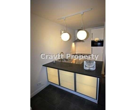 Elegancka kawalerka, 2009, balkon Metro 500m-6