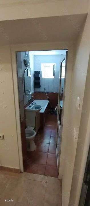 Apartament 3 camere  Inel 2-5