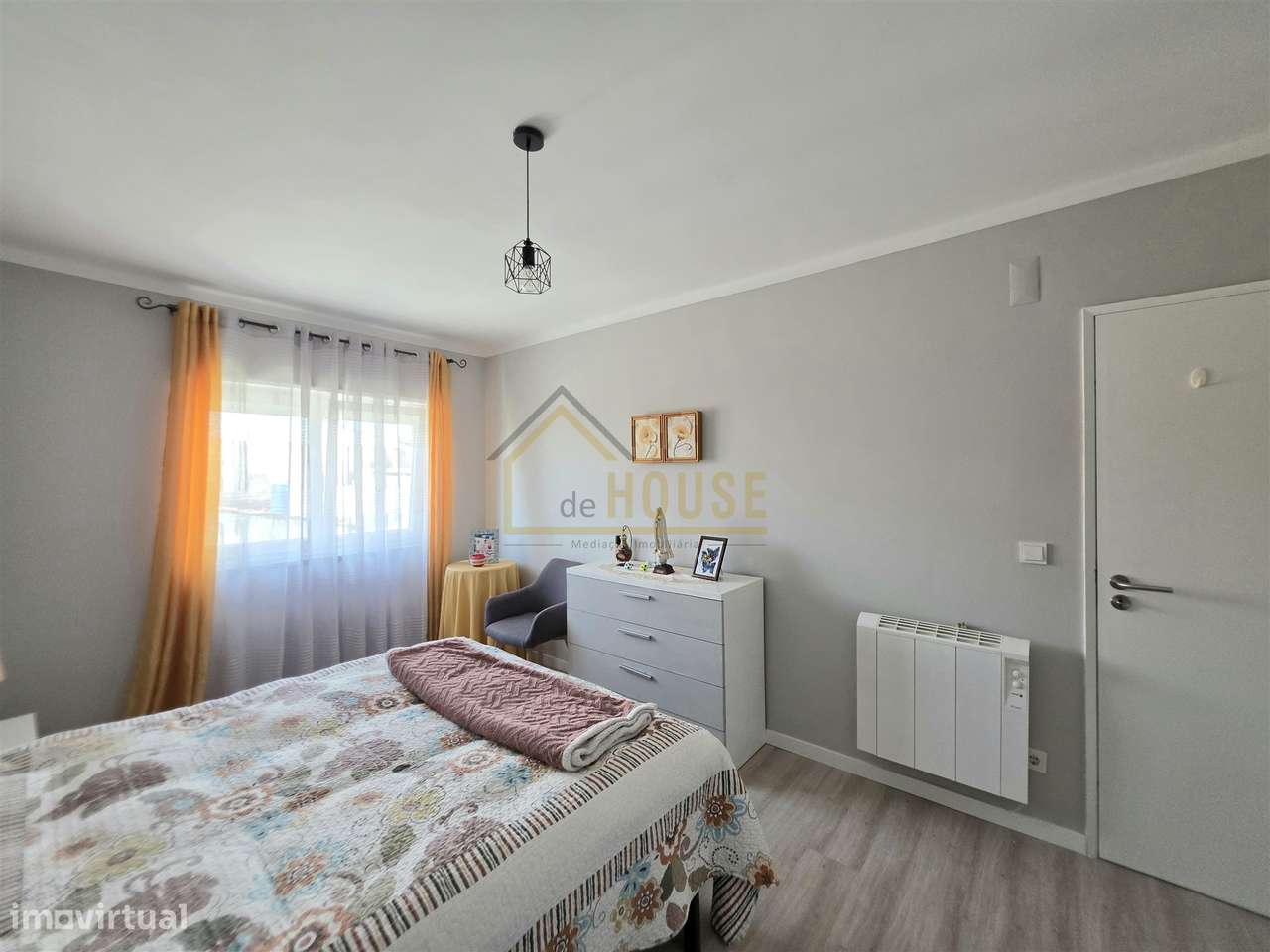 Moradia T4 perto das Praias-16