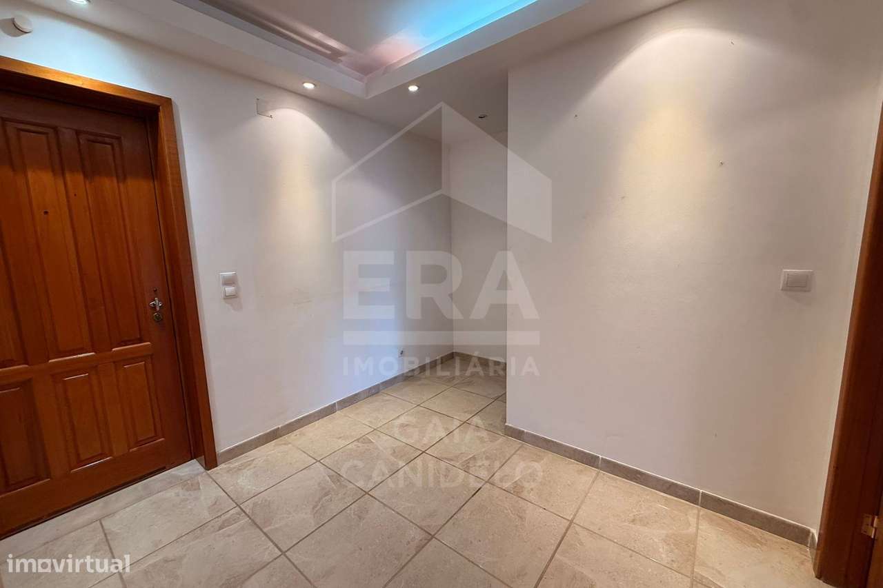 T2 com fáceis acessos perto da praia-9