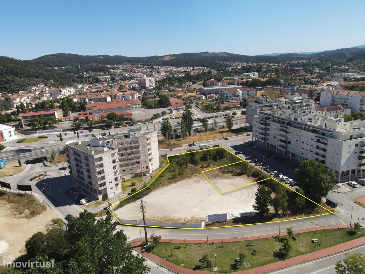 APARTAMENTO T4  EM MIRANDA DO CORVO-7
