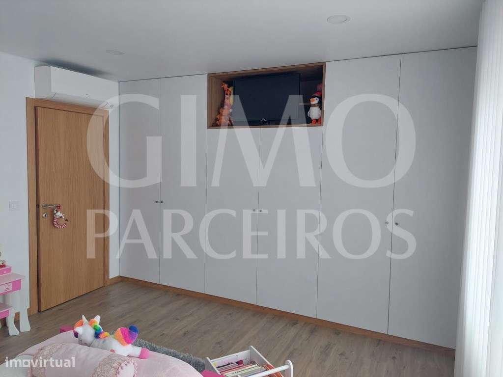 Moradia T3 Moderna e Confortável em Oliveira do Bairro.-10