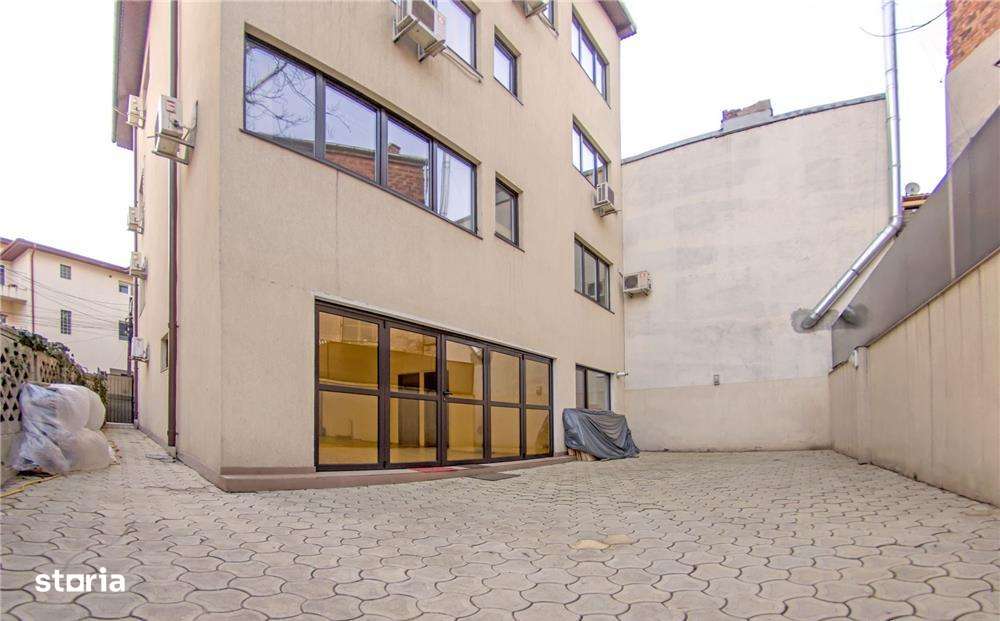 Piata Victoriei/A.I.Cuza-imobil birou ,12 camere,450mp - Imagine principală: 3/16