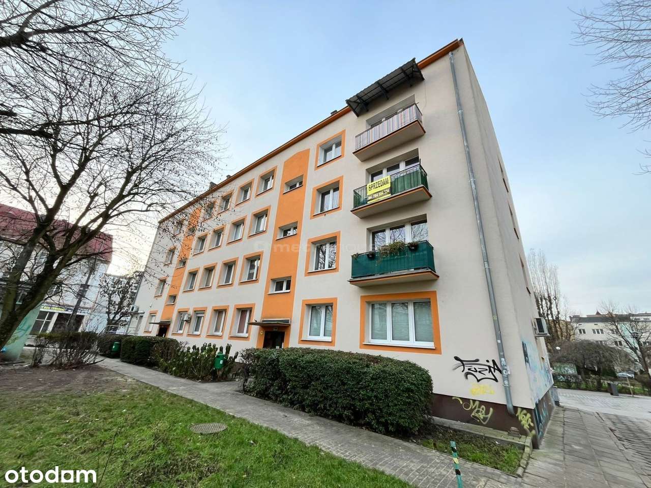 Centrum 33m2, do remontu, 2 piętro,balkon,piwnica-4