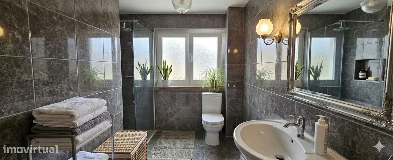 Apartamento T2 Remodelado no Centro da Pontinha – a 500 metros da esta - Grande imagem: 5/6