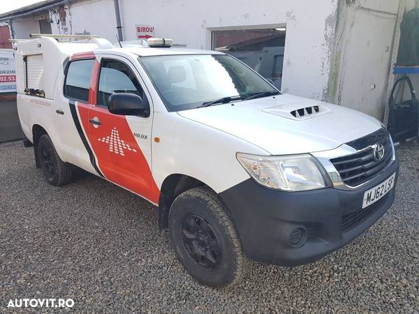 Aripa Dreapta Fata Toyota Hilux 2010 - 2015 4 Usi Alb (640) - 1