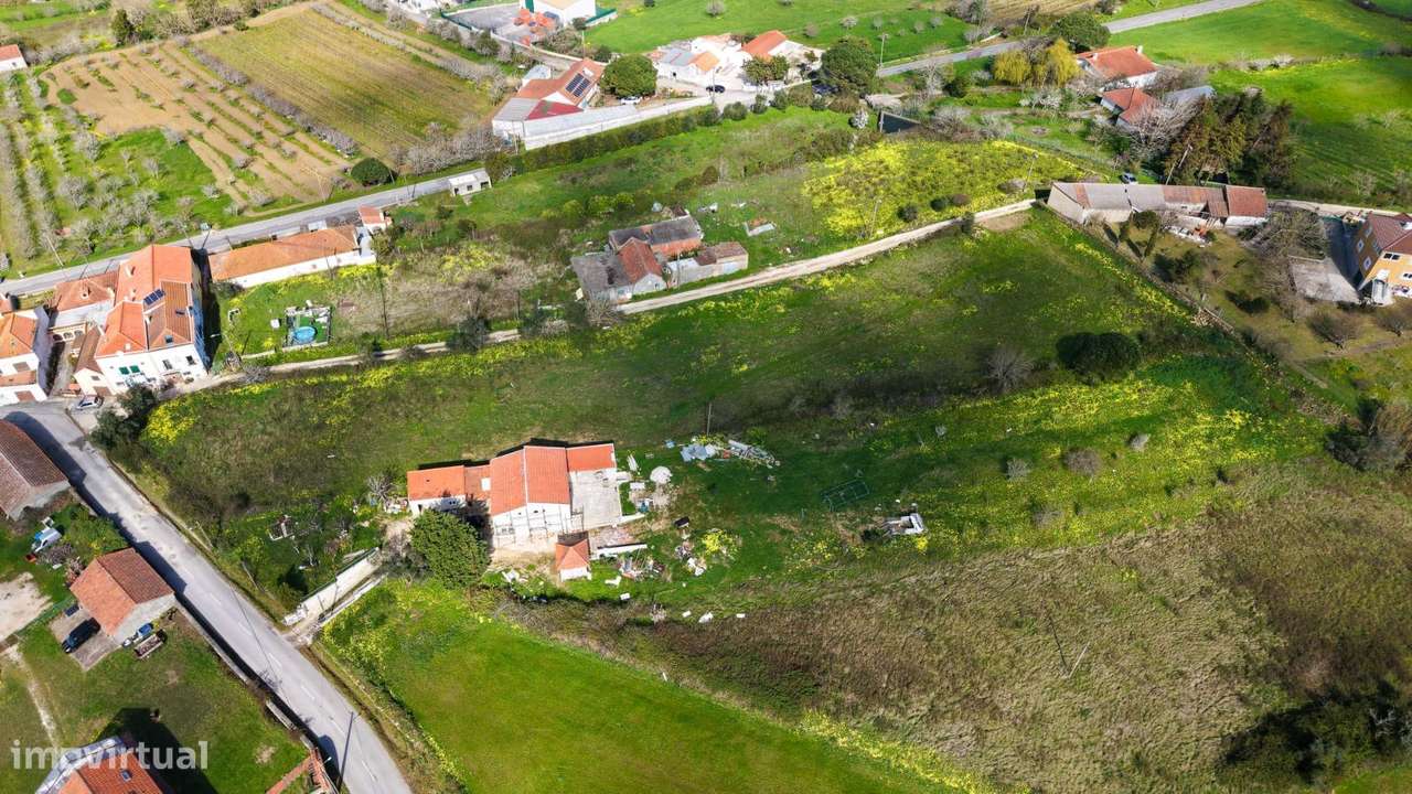 Terreno rustico com viabilidade de construção - Grande imagem: 2/11