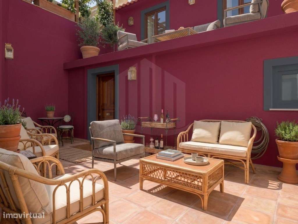 Moradia T2 no Centro Histórico de Setúbal - Oportunidade Única!-8