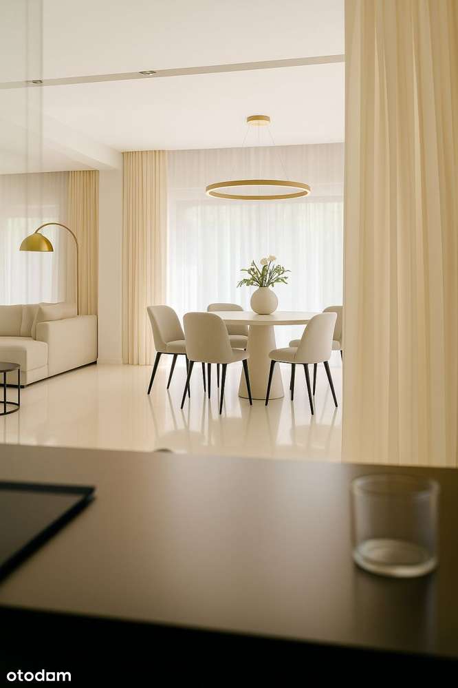 Willa z basenem i dużym ogrodem w Wilanowie-3