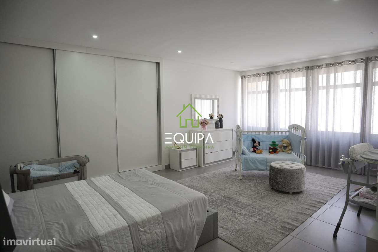 MORADIA ISOLADA T3+T2-29