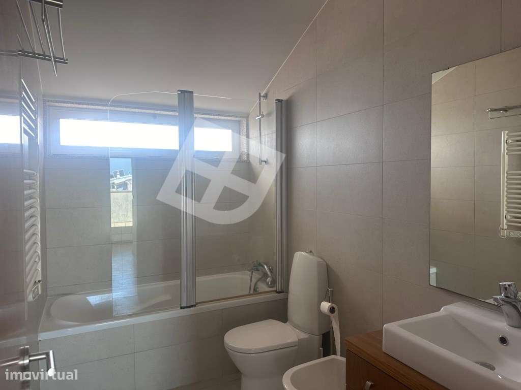 Apartamento T2 com Terraços - Aveiro /Glória-15